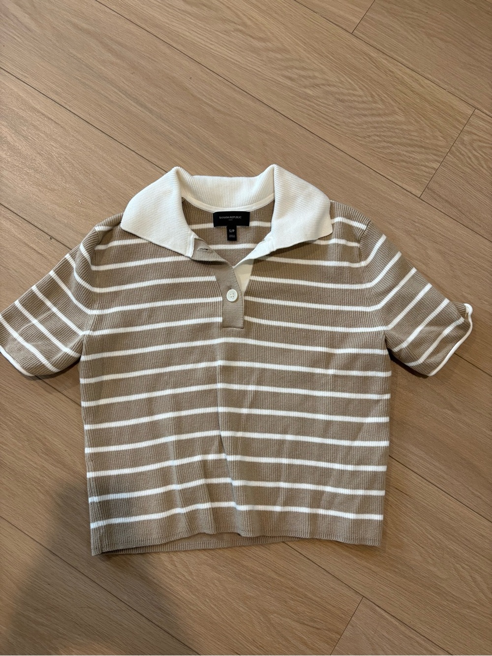 Banana Republic Button Up Top